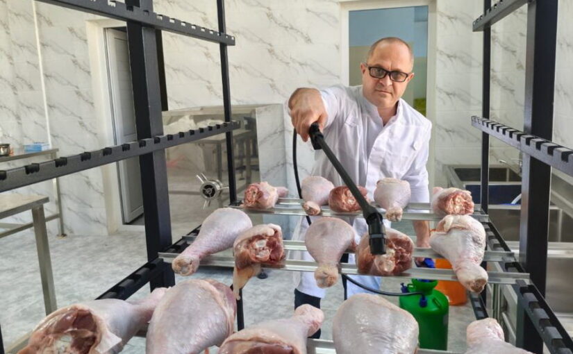 Казахстанские учёные увеличили срок хранения охлаждённого мяса птицы в три раза